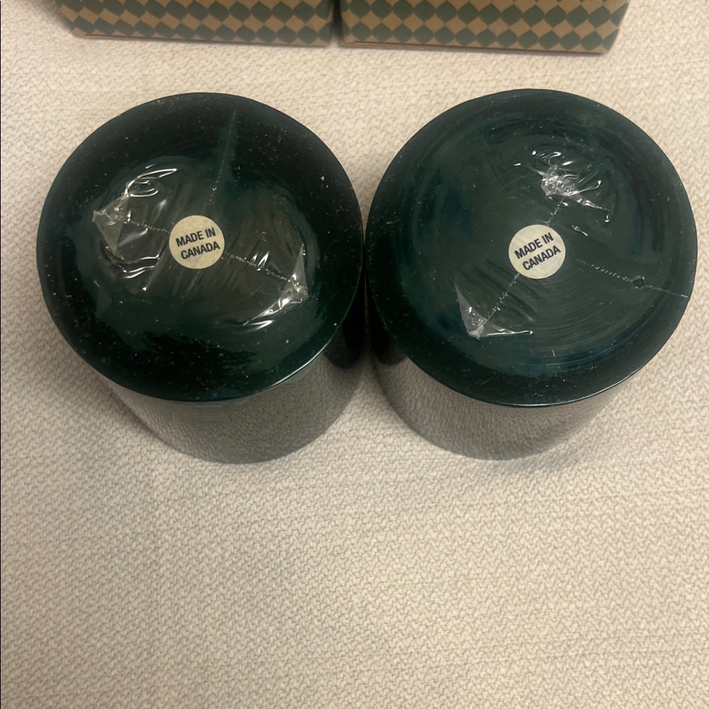 Avon Bayberry Pillar Candles - Deep Green-Set of 2 New Old Stock - Picture 5 of 5
